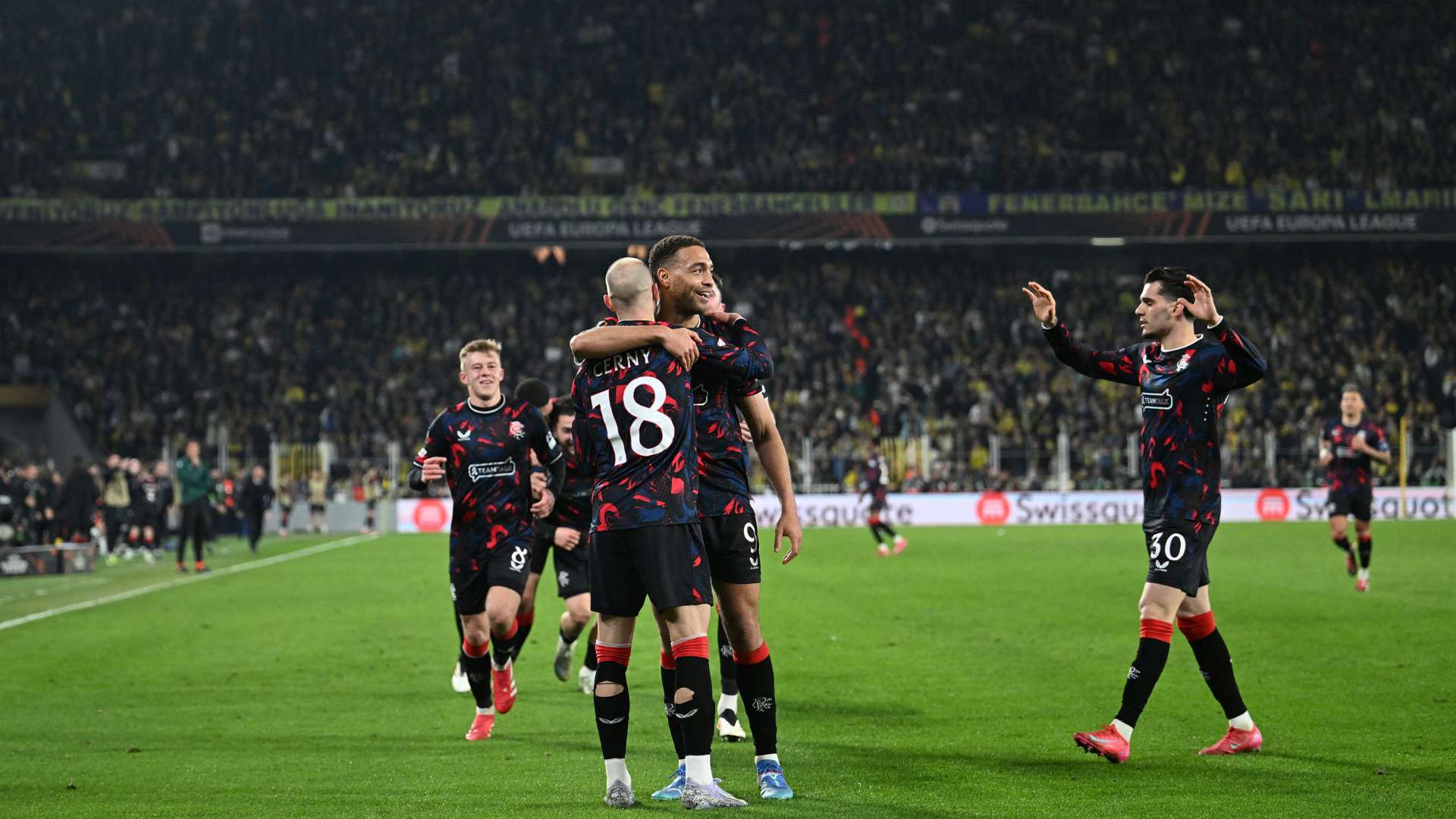 前埃及球星：萨拉赫以表现向利物浦传递信号，红军无他难保榜首