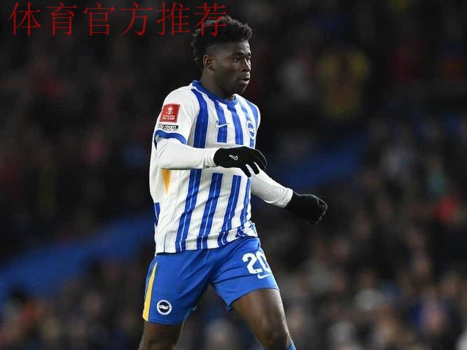 打破沉默！巴莱巴回应曼联转会传闻，自曝高压下的挣扎